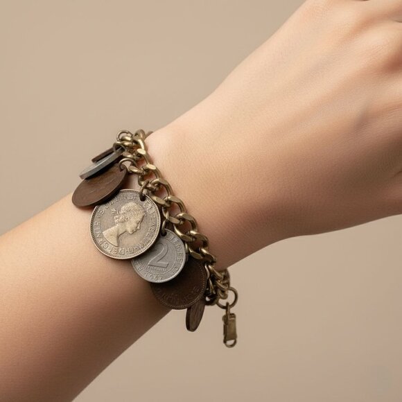 Vintage Coin Charm Bracelet With Antique British Coins & Gold-Tone Chain - Picture 3 of 5